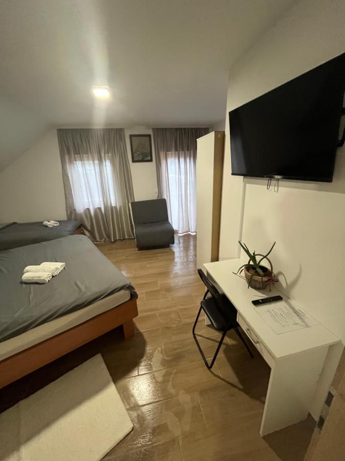 Rooms Balkovec Dragatuš エクステリア 写真